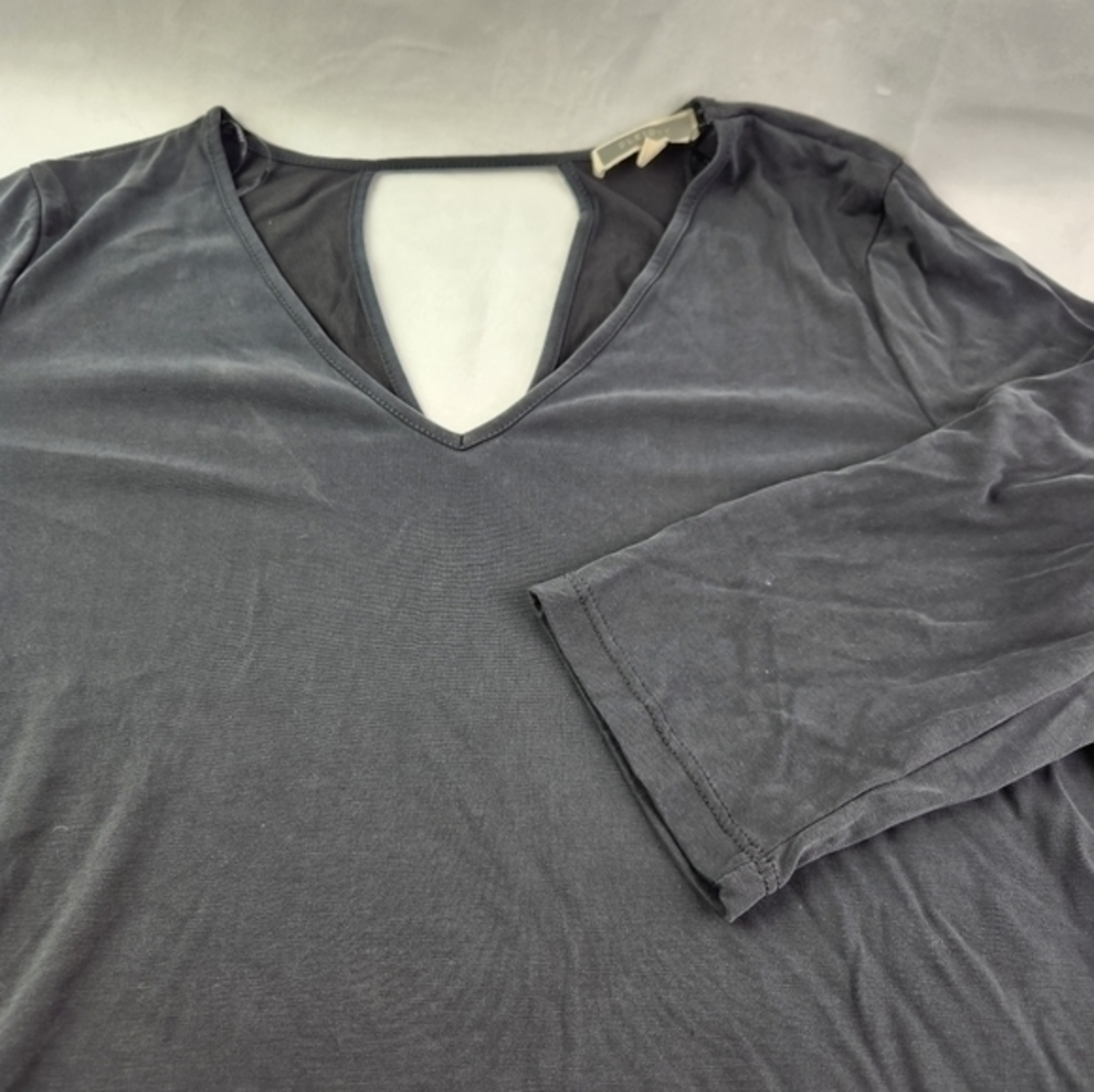 Pleione Womens Shirt Size Large Black 3/4 Sleeve Long Shirt Soft Feel‎ Keyhole